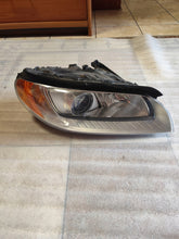 Laden Sie das Bild in den Galerie-Viewer, Frontscheinwerfer Volvo Xc70 31214348 Rechts Scheinwerfer Headlight SCH7775055673ai