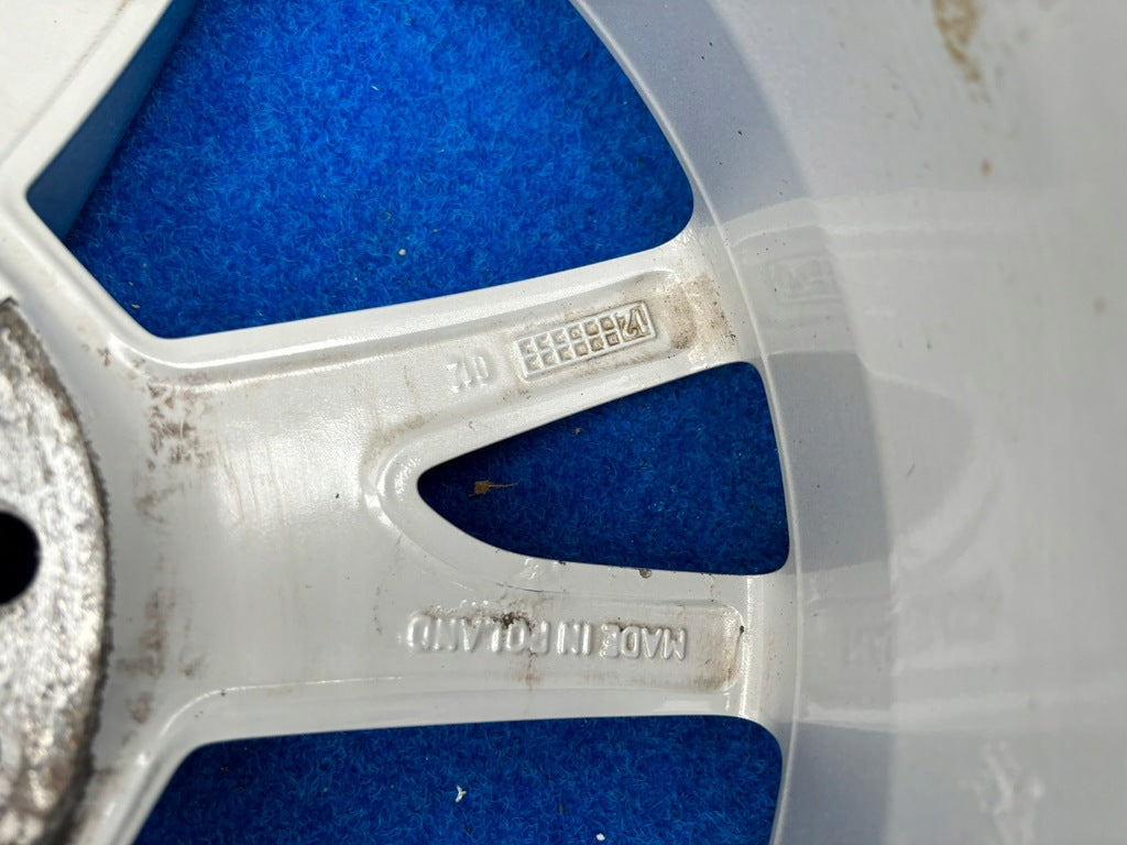 1x Alufelge 17 Zoll 6.5" 5x112 33ET Glanz Silber 8U0071497 Audi Q3 Rim Wheel FEL8864096217ww