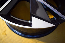 Laden Sie das Bild in den Galerie-Viewer, 1x Alufelge 17 Zoll 7.5&quot; 5x108 44ET Glanz Graphit 9835057580 Mg Iii Rim Wheel