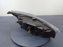 Laden Sie das Bild in den Galerie-Viewer, Frontscheinwerfer Ford Focus -801133- Links Scheinwerfer Headlight SCH3605253300md