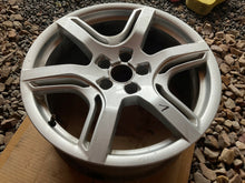 Load image into Gallery viewer, 1x Alufelge 18 Zoll 8.0" 5x112 39ET Glanz Silber 8R0601025A Audi Q5 Rim Wheel FEL1707425127gj