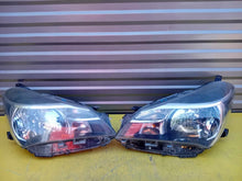 Laden Sie das Bild in den Galerie-Viewer, Frontscheinwerfer Toyota Yaris OD-158 Ein Satz Scheinwerfer Headlight SCH5494161759ze