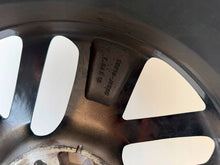 Load image into Gallery viewer, 1x Alufelge 18 Zoll 5x114.3 52910-J9300 Hyundai Kona Rim Wheel FEL2922833840gb