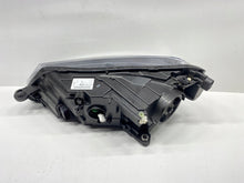 Laden Sie das Bild in den Galerie-Viewer, Frontscheinwerfer Skoda Superb III 3V1941016A Xenon Rechts Headlight