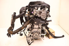 Laden Sie das Bild in den Galerie-Viewer, Motor Mazda Cx-30 ACM100 PE27 2.0 15TKm Benzin Engine Komplett
