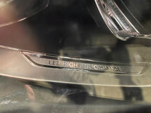 Laden Sie das Bild in den Galerie-Viewer, Frontscheinwerfer Mercedes-Benz W205 A2059062504 LED Rechts oder Links SCH8779467940ou