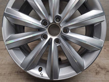 Load image into Gallery viewer, 1x Alufelge 17 Zoll 7.5" 5x112 47ET Glanz Silber 3AA601025F VW Passat B7 FEL1471483437cf