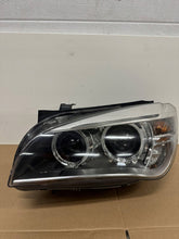 Load image into Gallery viewer, Frontscheinwerfer BMW X1 E84 7290239 Links Scheinwerfer Headlight SCH5589949586cd