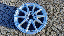 Laden Sie das Bild in den Galerie-Viewer, 1x Alufelge 16 Zoll 6.5" 5x112 44ET Glanz Silber A1774011100 Mercedes-Benz W177 FEL3084842439su