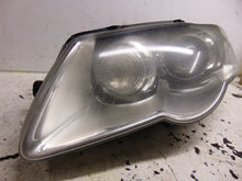 Load image into Gallery viewer, Frontscheinwerfer VW Passat 3C0941751D 3D0907391B Xenon Links Headlight SCH4881416993yq