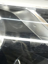 Laden Sie das Bild in den Galerie-Viewer, Frontscheinwerfer Toyota Chr C-Hr 81110F4031 Rechts Scheinwerfer Headlight SCH7427407016ak