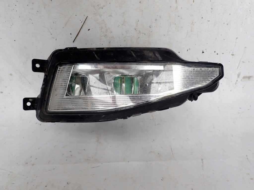 Frontscheinwerfer VW Passat B8 3G0941700 LED Rechts Scheinwerfer Headlight SCH9371881433te