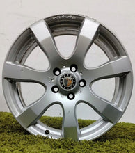 Laden Sie das Bild in den Galerie-Viewer, 1x Alufelge 17 Zoll 5x120 35ET Silber BMW 3 E46 5 F10 E91 E60 E90 Rim Wheel FEL8240128717id