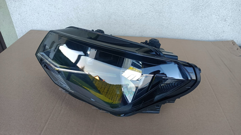 Frontscheinwerfer VW Caddy III 2K2941015B Halogen Ein Stück (Rechts oder Links)