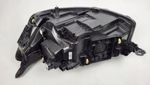 Laden Sie das Bild in den Galerie-Viewer, Frontscheinwerfer VW Transporter Caravelle S741-13E014-AD LED Rechts Headlight SCH6393068650pr