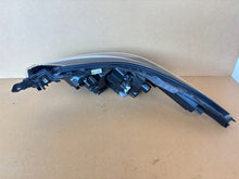 Laden Sie das Bild in den Galerie-Viewer, Frontscheinwerfer Toyota Chr 81110-YP281-00 Full LED Rechts Headlight SCH9868874335qc