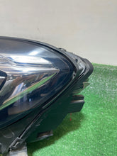 Laden Sie das Bild in den Galerie-Viewer, Frontscheinwerfer Mercedes-Benz Gla A1569066900 LED Links Scheinwerfer Headlight SCH2644554485zi