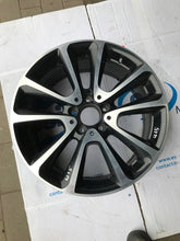 Laden Sie das Bild in den Galerie-Viewer, 1x Alufelge 18 Zoll 8.0&quot; 5x112 43ET A2134011600 Mercedes-Benz W213 Rim Wheel