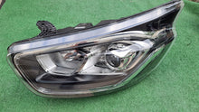 Laden Sie das Bild in den Galerie-Viewer, Frontscheinwerfer Ford Transit Custom JK21-13W030-DJ LED Links Headlight