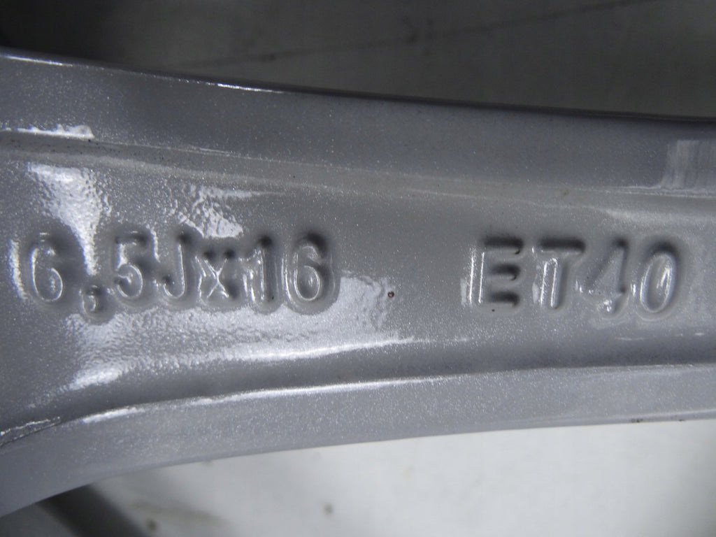 1x Alufelge 16 Zoll 6.5" 5x114.3 40ET Glanz Silber KE4093Z110 Nissan Pulsar