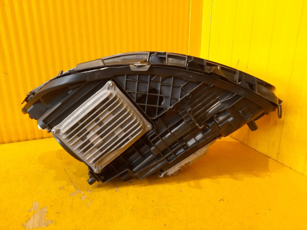 Frontscheinwerfer Mercedes-Benz W177 A1779066201A1779066201 Rechts oder Links SCH3631049502ko