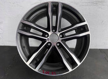 Load image into Gallery viewer, 1x Alufelge 19 Zoll 8043651 BMW F36 F32 F33 Rim Wheel FEL9918554901ko