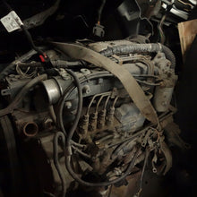 Laden Sie das Bild in den Galerie-Viewer, Motor Renault I 4C DCI 2006 Diesel Engine Komplett MOT4847543879fp