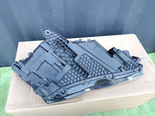Laden Sie das Bild in den Galerie-Viewer, Frontscheinwerfer Skoda Superb III 3V1941015D Xenon Links Scheinwerfer Headlight SCH8409818806xv