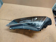 Load image into Gallery viewer, Frontscheinwerfer Skoda Superb III 3V1941015B Xenon Links Scheinwerfer Headlight