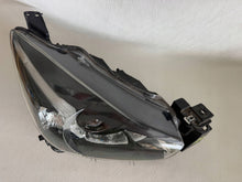 Laden Sie das Bild in den Galerie-Viewer, Frontscheinwerfer Mazda 2 Dj D09K51030 Rechts Scheinwerfer Headlight SCH3638694668xi