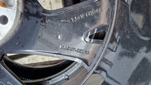 Laden Sie das Bild in den Galerie-Viewer, 1x Alufelge 18 Zoll 7.0&quot; 5x114.3 35ET Glanz Schwarz 403001562 Renault Rim Wheel