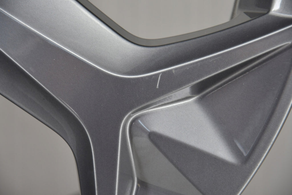 1x Alufelge 17 Zoll 7.0" 5x112 45ET Glanz Graphit 575071497H Seat Ateca