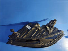 Load image into Gallery viewer, Frontscheinwerfer VW Passat B8 3G1941035P Full LED Links Scheinwerfer Headlight