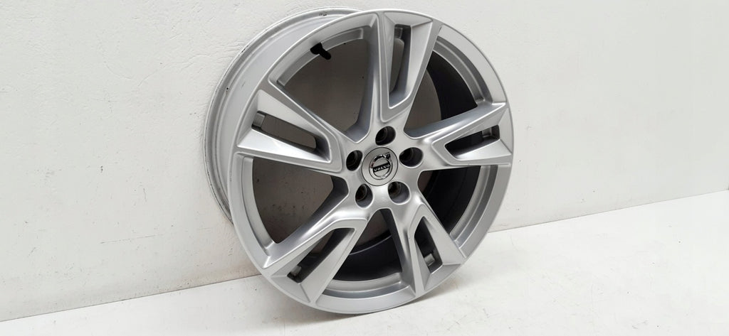 1x Alufelge 18 Zoll 7.5" 5x108 50ET Glanz Silber 31362866 Volvo V90 Xc60 Ii FEL5685086486ln