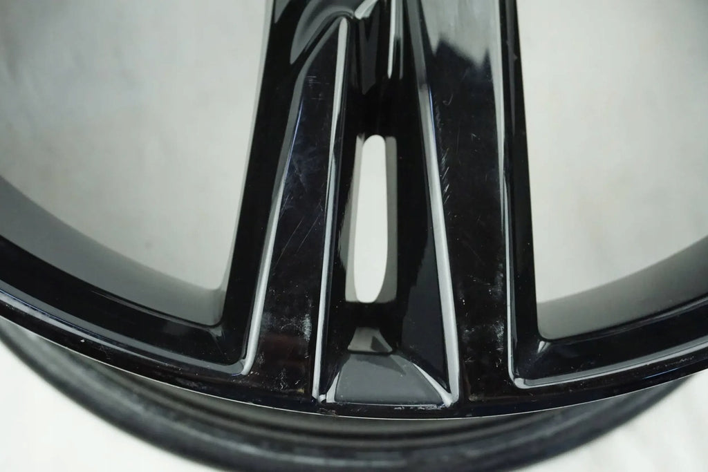 1x Alufelge 18 Zoll 7.5" 5x108 50,5ET Glanz Schwarz 31445812 Volvo Xc40