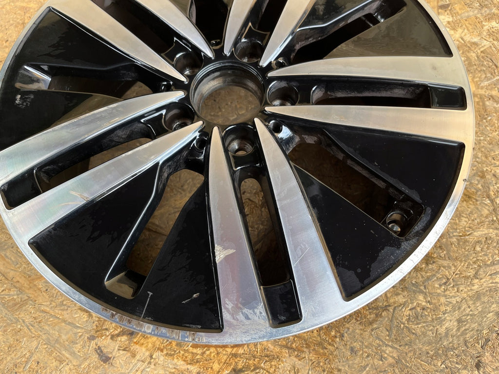 1x Alufelge 17 Zoll 6.5" 5x112 44ET A1774010200 Mercedes-Benz W177 Rim Wheel