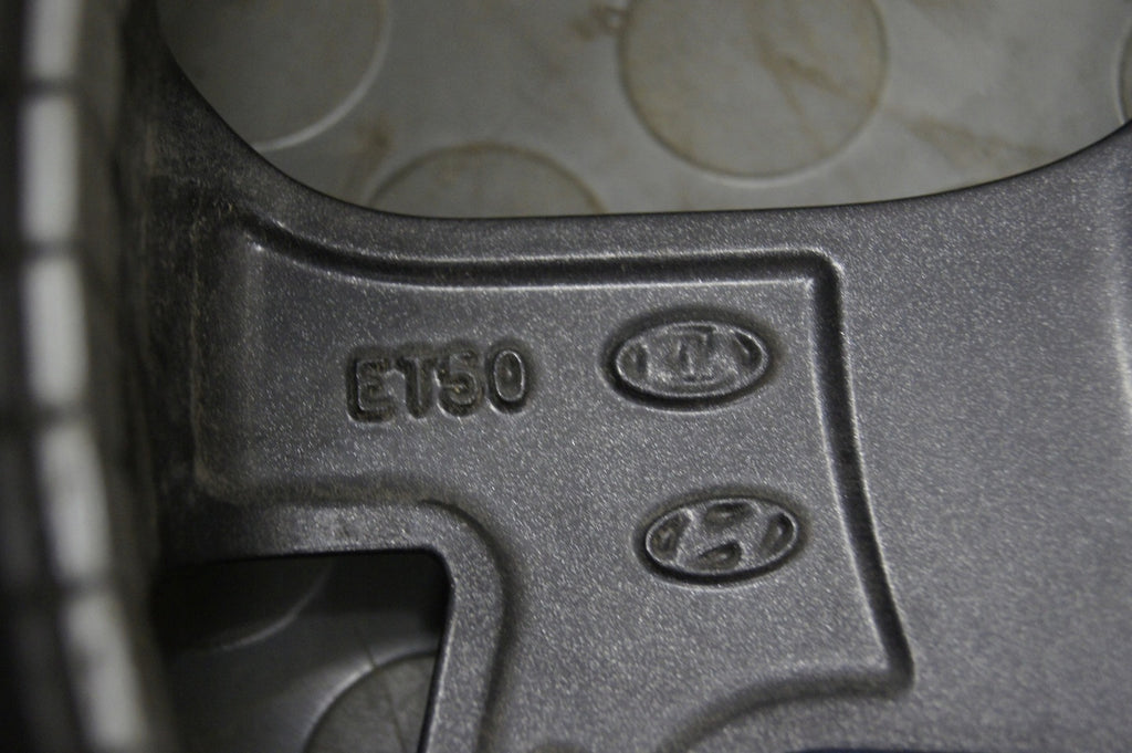 1x Alufelge 16 Zoll 6.0" 4x100 50ET Glanz Q0400ADE06 Hyundai Bayon Rim Wheel