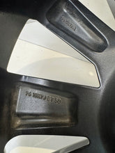 Laden Sie das Bild in den Galerie-Viewer, 1x Alufelge 18 Zoll 7.0&quot; 5x114.3 G-ALSI7MG Toyota Corolla Rim Wheel