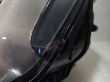 Laden Sie das Bild in den Galerie-Viewer, Frontscheinwerfer Audi Q2 81A941011C LED Links Scheinwerfer Headlight