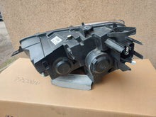 Load image into Gallery viewer, Frontscheinwerfer Opel E Combo 9816825980 Ein Satz Scheinwerfer Headlight SCH8335173057ij