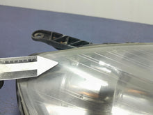 Laden Sie das Bild in den Galerie-Viewer, Frontscheinwerfer Opel Zafira B 321163-13252471 Rechts Scheinwerfer Headlight SCH8334744727li