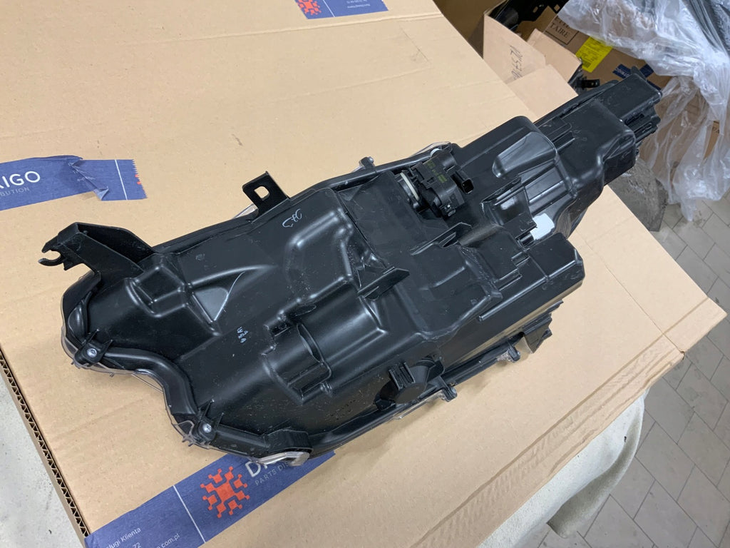 Frontscheinwerfer Toyota Yaris 27583R 27582R LED Rechts Scheinwerfer Headlight SCH8850578121qb