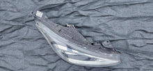 Laden Sie das Bild in den Galerie-Viewer, Frontscheinwerfer Hyundai I10 Rechts Scheinwerfer Headlight SCH9273070804mw