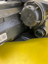 Load image into Gallery viewer, Frontscheinwerfer Kia Ceed 92102-J7500 LED Rechts Scheinwerfer Headlight SCH3837998697yd