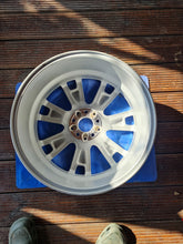 Load image into Gallery viewer, 1x Alufelge 19 Zoll 7.5" 5x112 47ET Glanz Silber A2044015202 Mercedes-Benz FEL3835465962yk