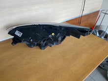 Laden Sie das Bild in den Galerie-Viewer, Frontscheinwerfer Ford C Max F1CB-13D152-AF Rechts Scheinwerfer Headlight