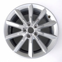 Laden Sie das Bild in den Galerie-Viewer, 1x Alufelge 17 Zoll 7.0&quot; 5x112 43ET Glanz Silber 8U0601025S Audi Q3 Rim Wheel