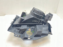 Laden Sie das Bild in den Galerie-Viewer, Frontscheinwerfer VW Transporter Caravelle 7D1941010H Rechts Headlight SCH4314270989vh