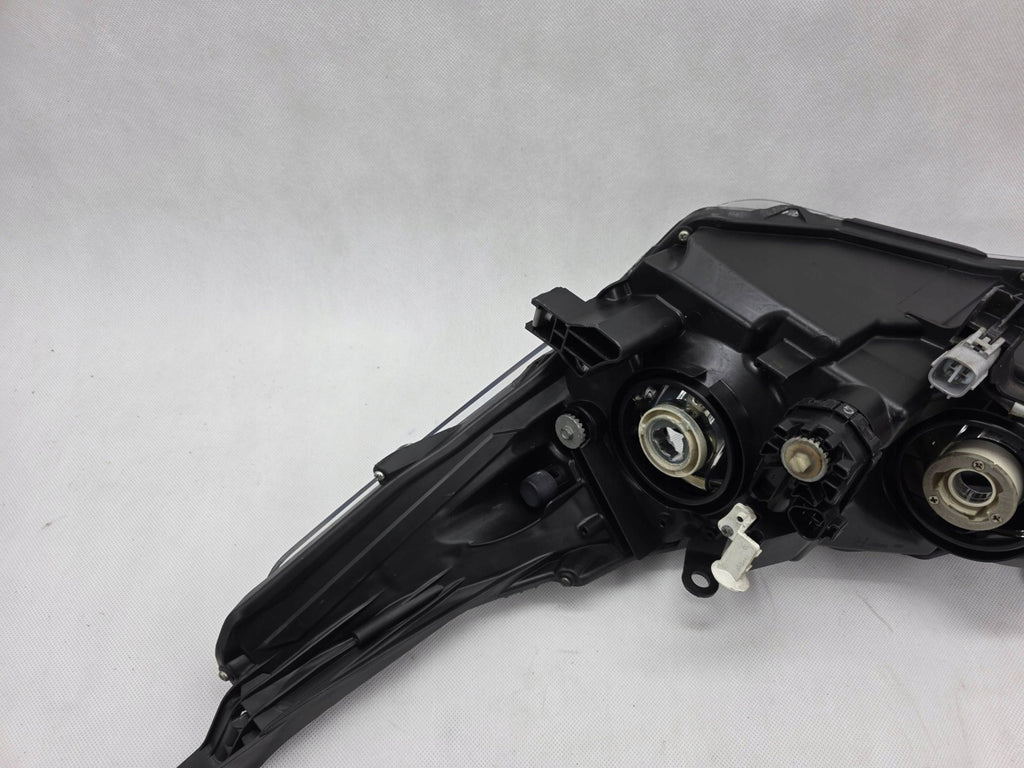 Frontscheinwerfer Toyota Corolla Rechts Scheinwerfer Headlight SCH3111412704wt