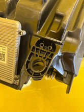 Laden Sie das Bild in den Galerie-Viewer, Frontscheinwerfer Skoda Octavia IV 5E4941016A Full LED Rechts Headlight SCH2566197921ly